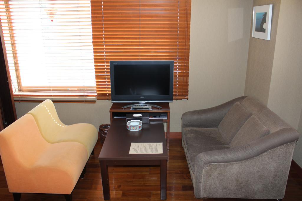 Hotel Saika Fujisawa Bagian luar foto