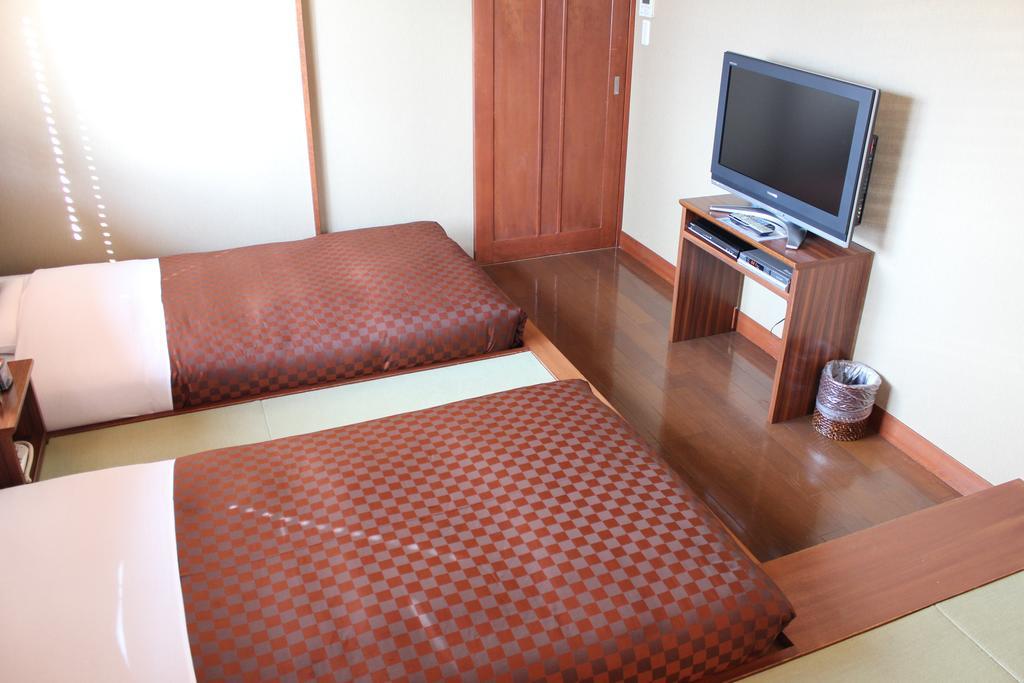 Hotel Saika Fujisawa Bagian luar foto